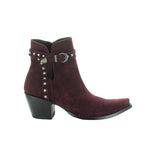 Suede red botin with studs on the counter heel. Botin angled to the right